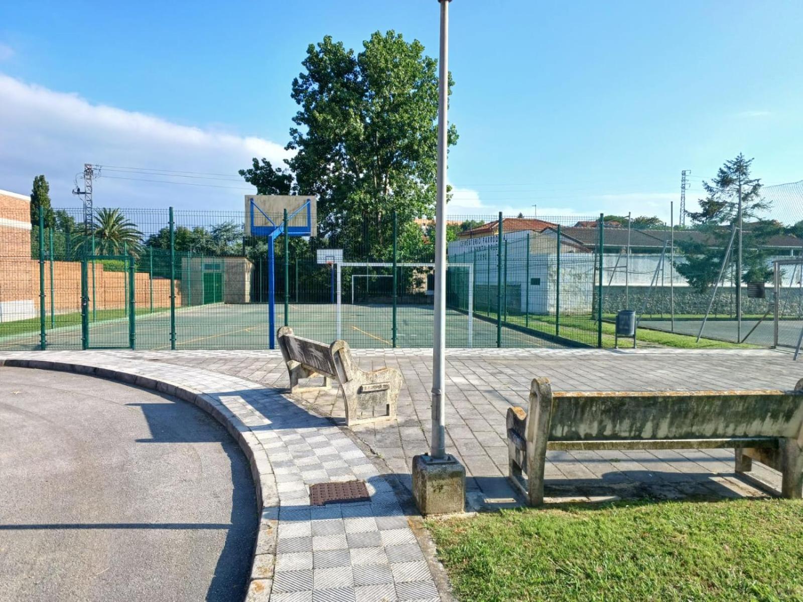 Casa Grande Con Jardin Vila Santa Cruz De Bezana Exterior foto